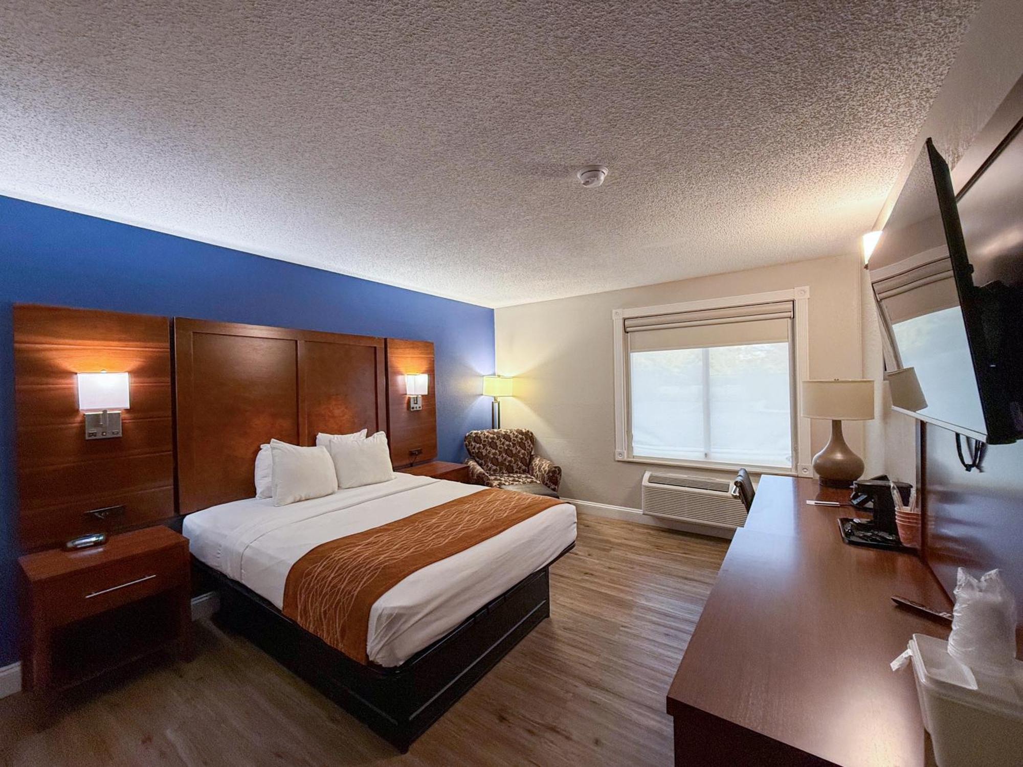 Comfort Inn & Suites St Louis-Hazelwood Exterior foto