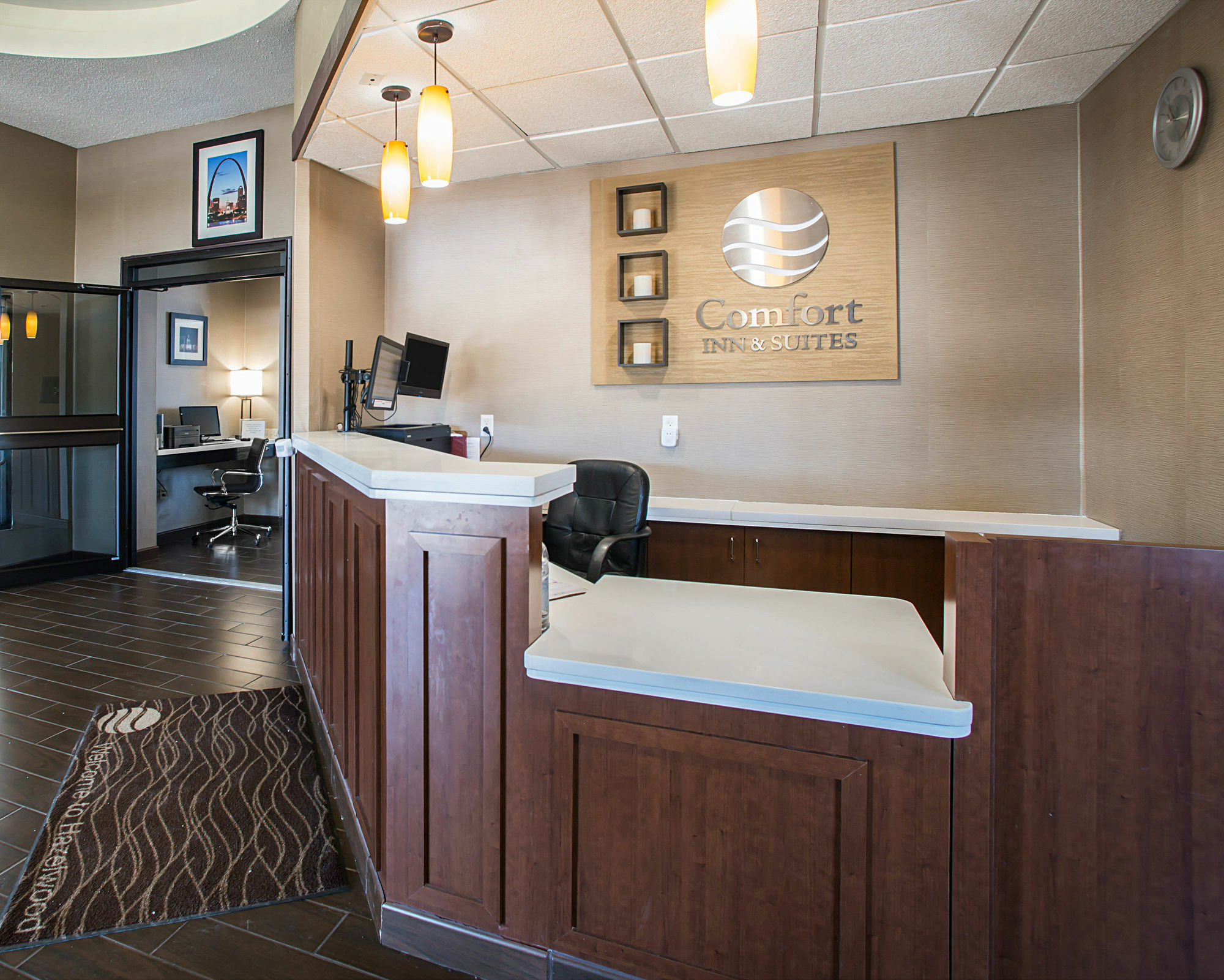 Comfort Inn & Suites St Louis-Hazelwood Exterior foto